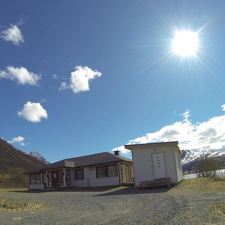 فيلا Lyngen Fjordcamp Nord-Lenangen المظهر الخارجي الصورة
