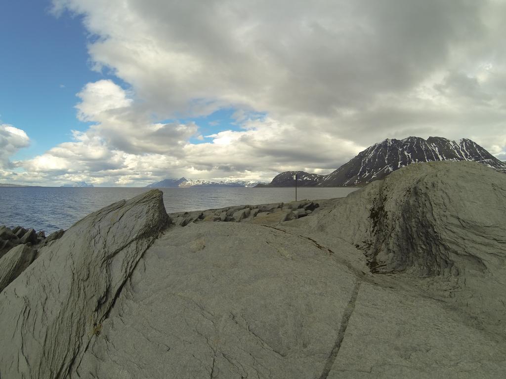فيلا Lyngen Fjordcamp Nord-Lenangen المظهر الخارجي الصورة