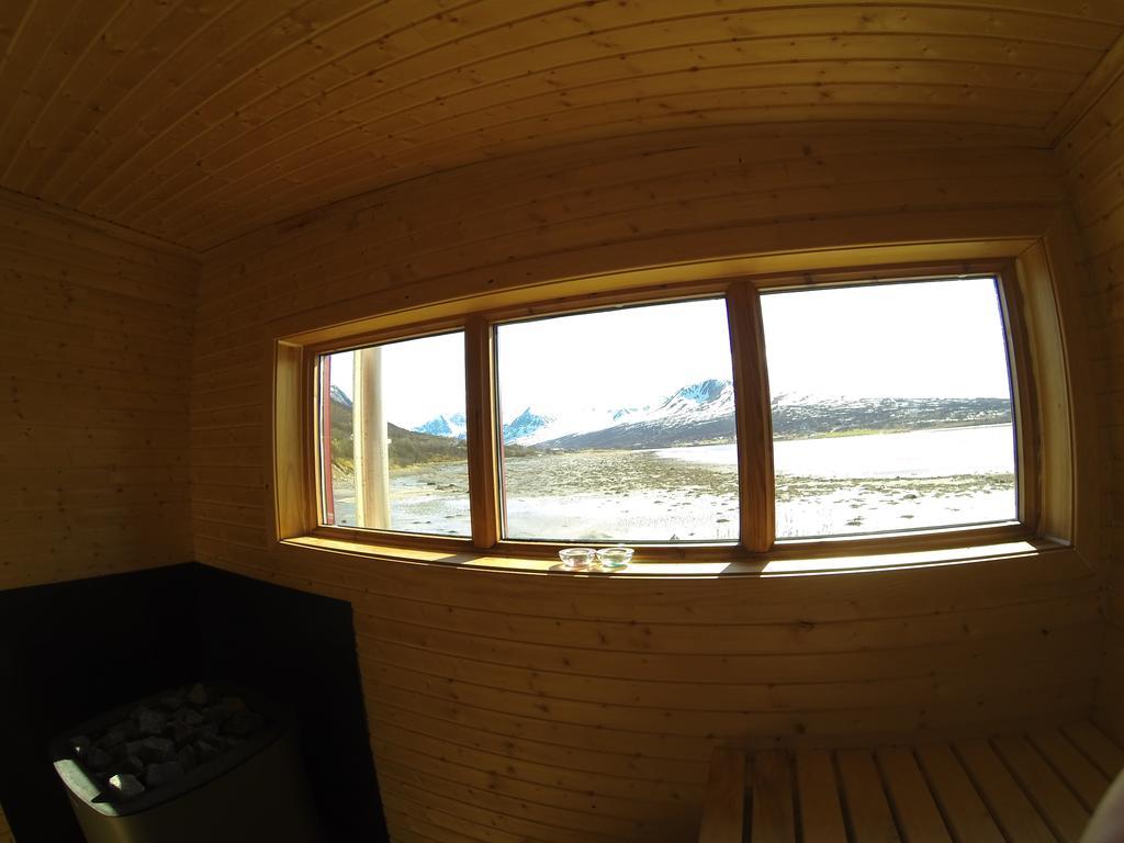 فيلا Lyngen Fjordcamp Nord-Lenangen المظهر الخارجي الصورة